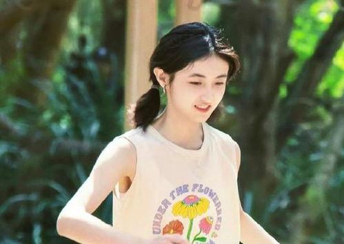 刘大锤最新爆料白敬亭宋轶原视频,白敬亭宋轶幕后原视频曝光,真相令人震惊!  第2张 刘大锤最新爆料白敬亭宋轶原视频,白敬亭宋轶幕后原视频曝光,真相令人震惊!  第2张