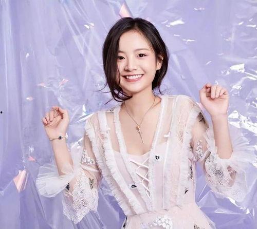 李庚希被爆料结婚视频,甜蜜瞬间见证爱情升华  第2张 李庚希被爆料结婚视频,甜蜜瞬间见证爱情升华  第2张