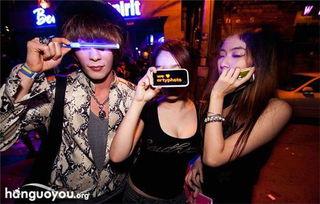 夜生活的女人在线观看,揭秘都市夜幕下的情感世界  第2张 夜生活的女人在线观看,揭秘都市夜幕下的情感世界  第2张