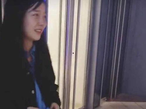 抖音网红男模吃瓜事件,真相与争议交织  第2张 抖音网红男模吃瓜事件,真相与争议交织  第2张