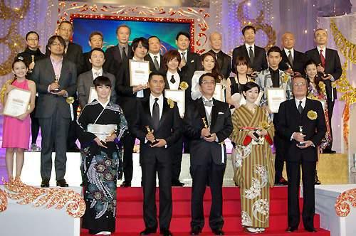 娱乐圈内人真实爆料,揭秘明星真实生活与幕后故事  第3张 娱乐圈内人真实爆料,揭秘明星真实生活与幕后故事  第3张