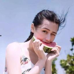 娱乐吃瓜酱封面女生,娱乐吃瓜酱的神秘魅力  第2张 娱乐吃瓜酱封面女生,娱乐吃瓜酱的神秘魅力  第2张